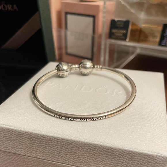 Sold out - Pandora silver bracelet + black leather - Picture 3 of 9